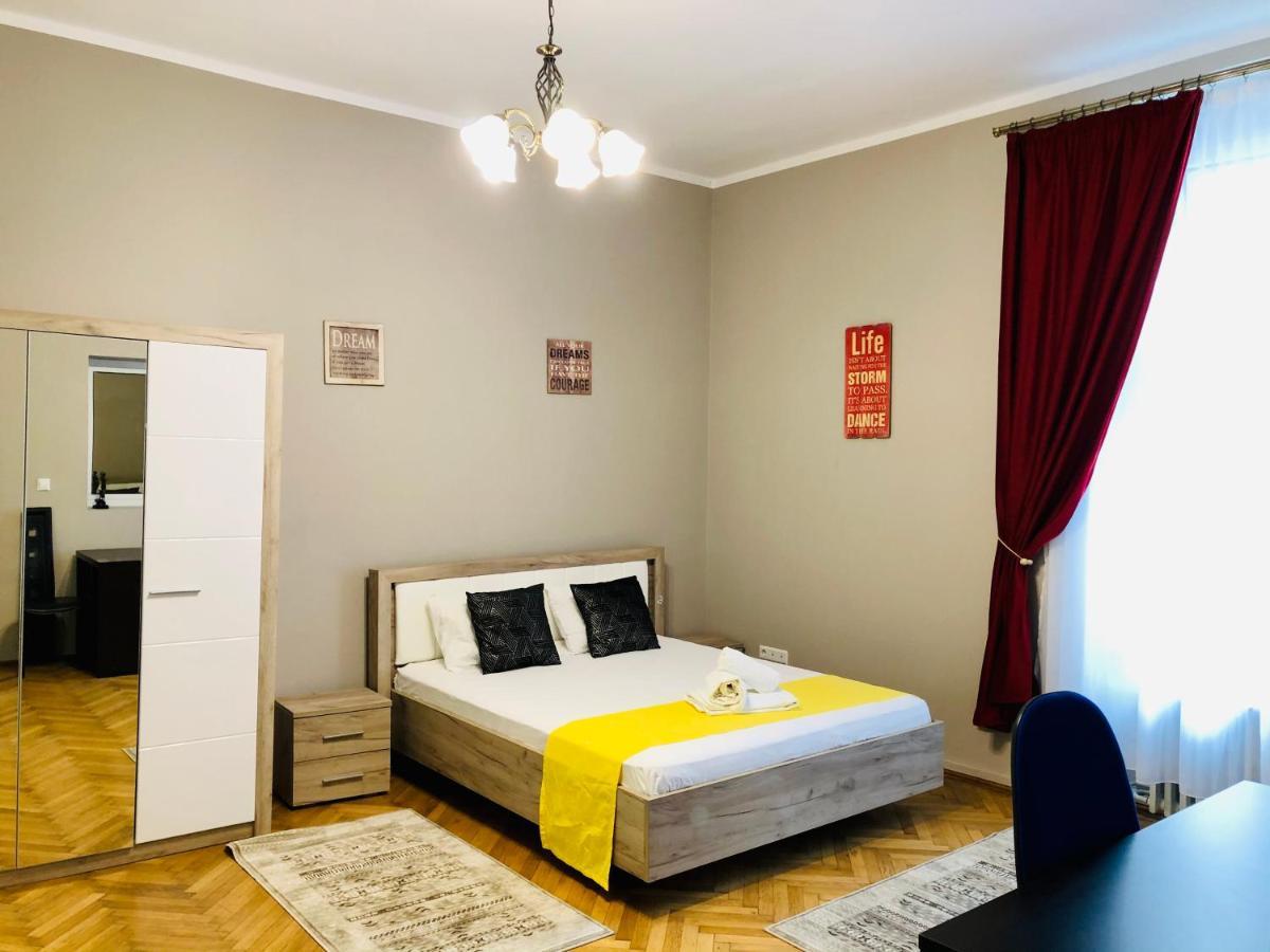Ultra-Central Apartment Just In Union Squere Timişoara Exterior foto